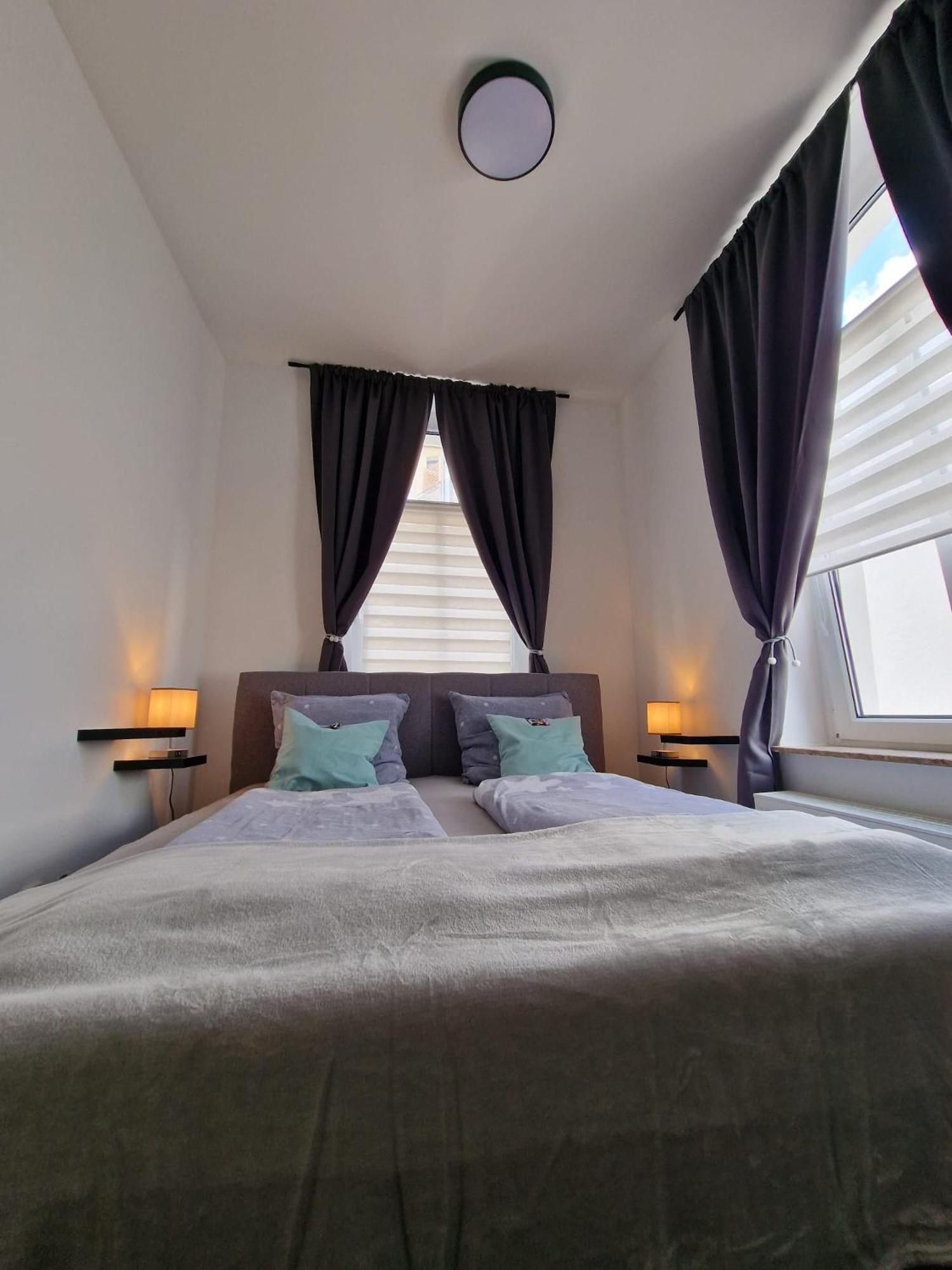 Ferienwohnung Mit Fitnessstudio Top1 Plauen Exterior foto